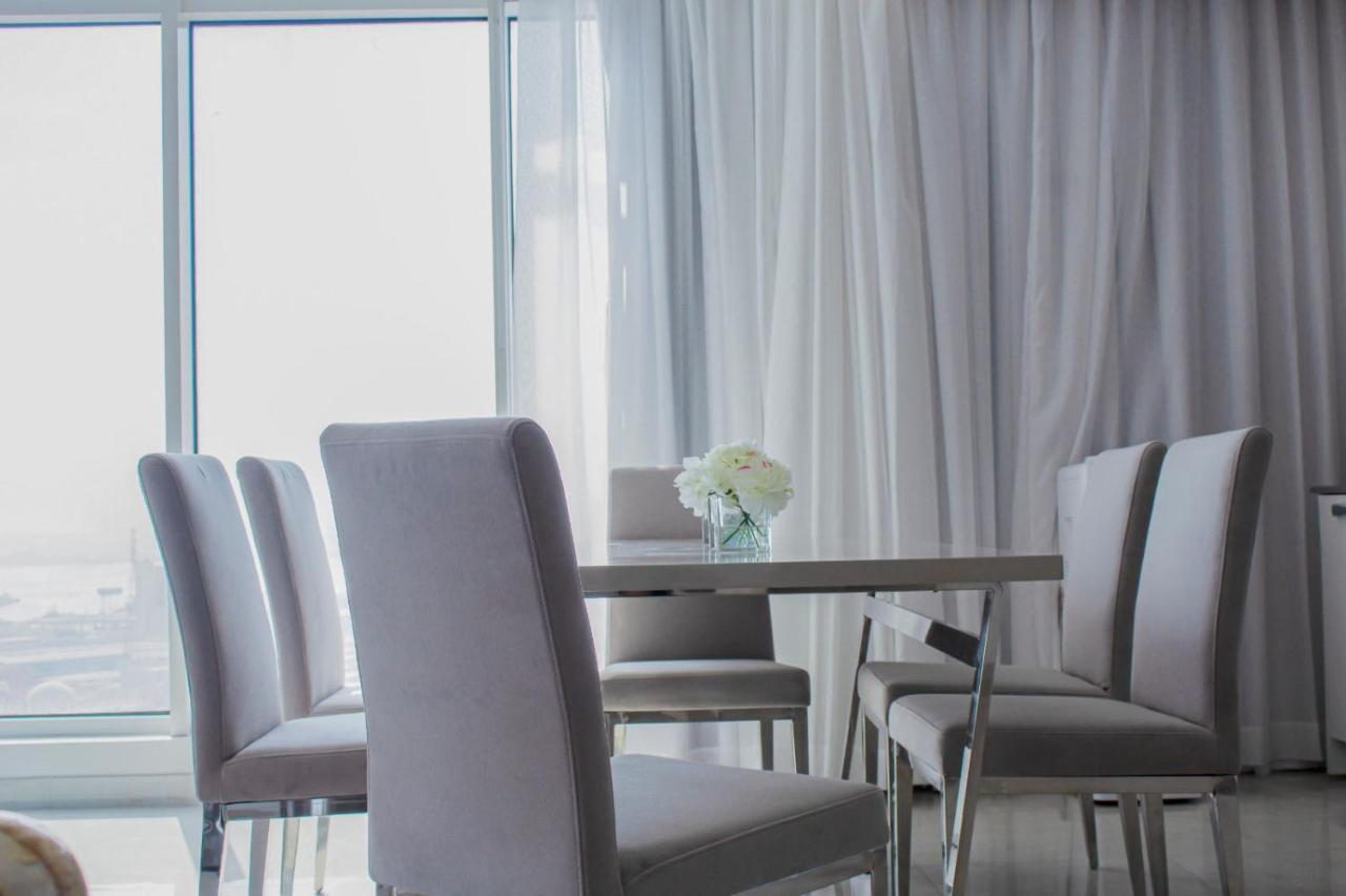 The Lodge Suites Manama Exteriör bild