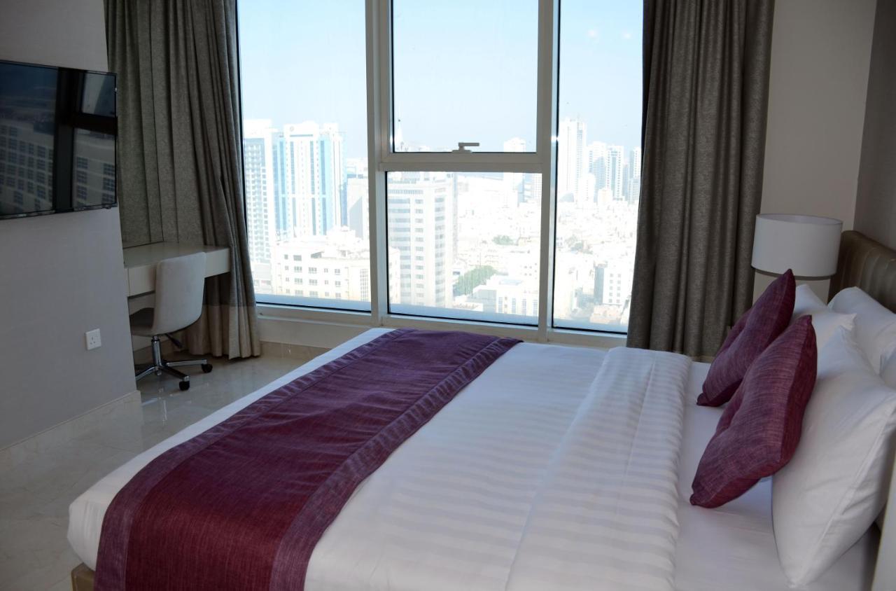 The Lodge Suites Manama Exteriör bild