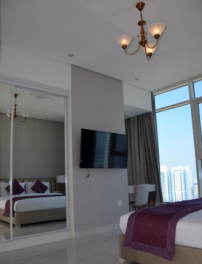 The Lodge Suites Manama Exteriör bild