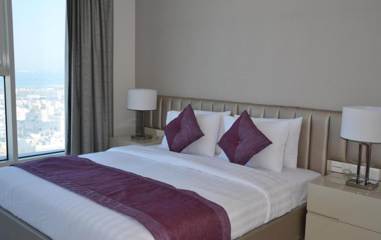 The Lodge Suites Manama Exteriör bild